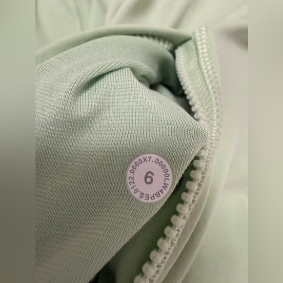 Lululemon Hooded Define Jacket *Nulu - Picture 13 of 13